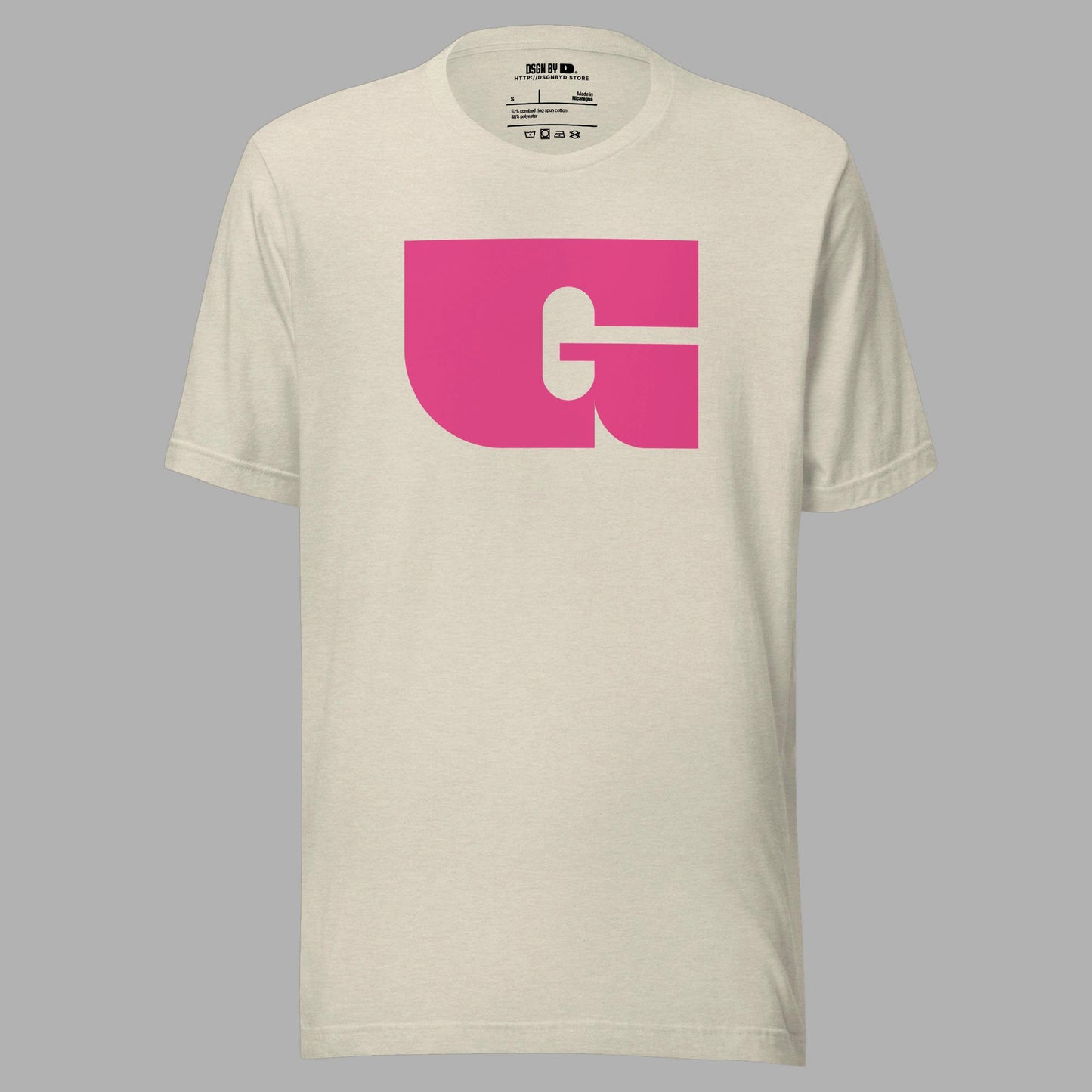A beige cotton unisex graphic tee with letter G.
