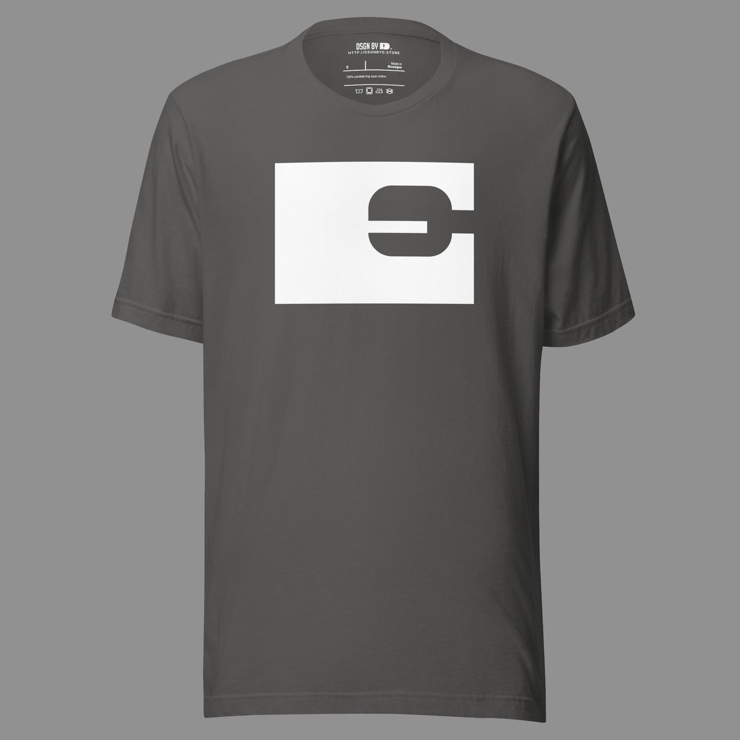 A grey cotton unisex graphic tee with letter E.